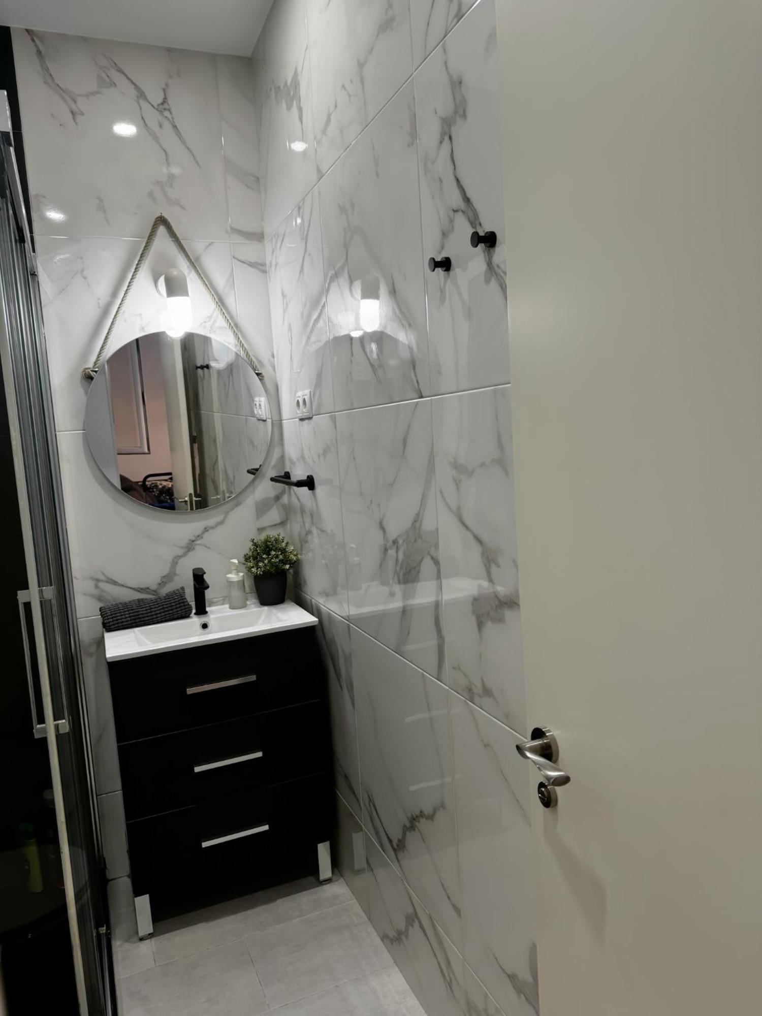 شقة Blu Flats Madrid El Retiro المظهر الخارجي الصورة